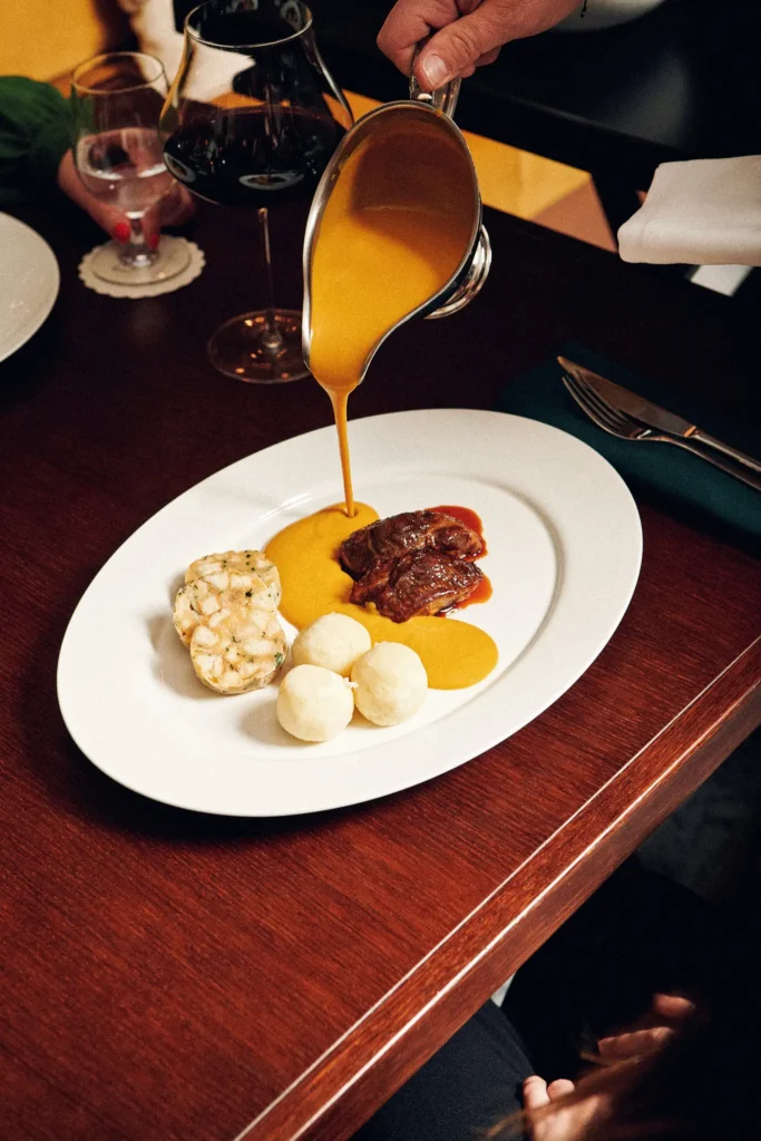 Brasserie1932 26 04 61608 websize